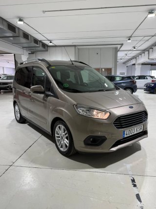 Ford Tourneo Courier 2018