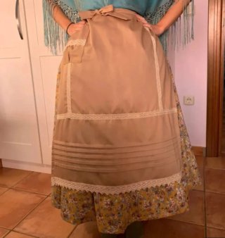 Delantal Baturra/Huertana Beige
