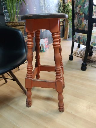 Taburete de madera para mesas altas y mesas alta