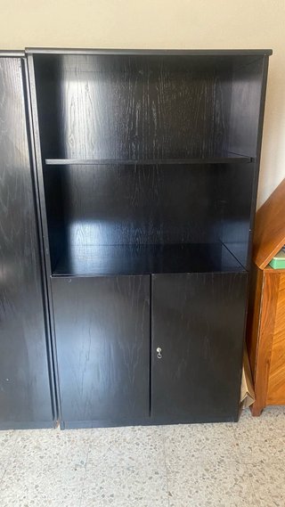 Mueble de oficina negro