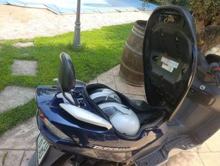 Suzuki burgman 125