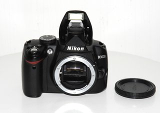 Cámara Nikon D3000 + Batería + Cargador