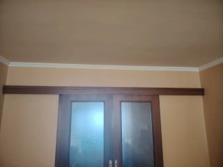 Puertas correderas de madera con cristal