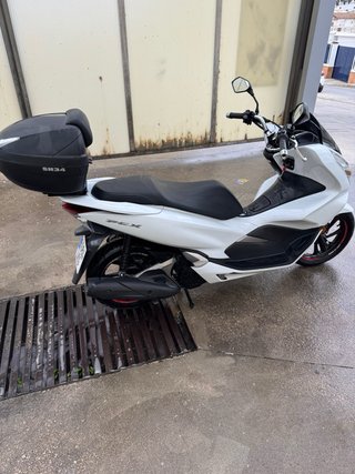 Honda PCX 125 Blanca