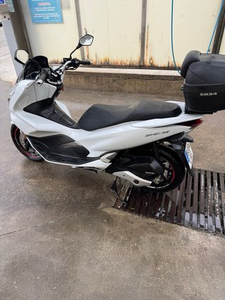 Honda PCX 125 Blanca