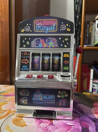 Hucha Máquina Tragaperras Casino Royal