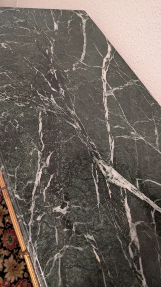 Mueble tocador con mármol