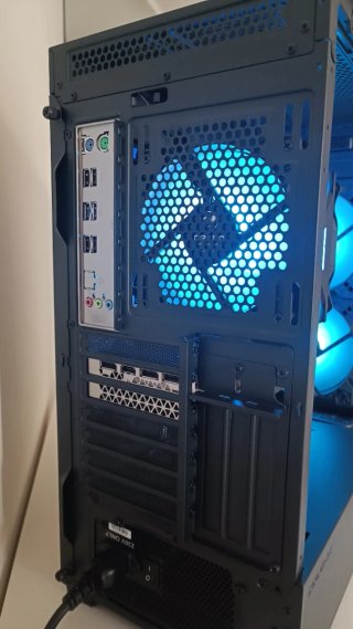 Ordenador Gaming 18 NUCLEOs + RX 6600