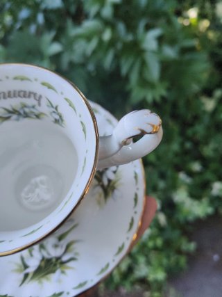Tazza da caffè Royal Albert January