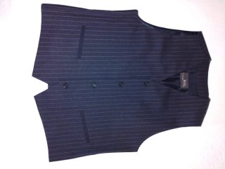 Chaleco hombre Talla 52, fondo negro, rayas