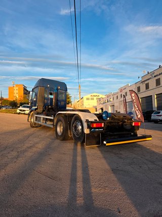 Camion Gancho Iveco Magirus 2017