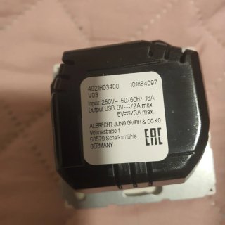 Enchufe SCHUKO JUNG LS1520-15CAWW