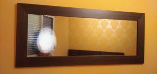 Base de cama con cabecero y mesitas