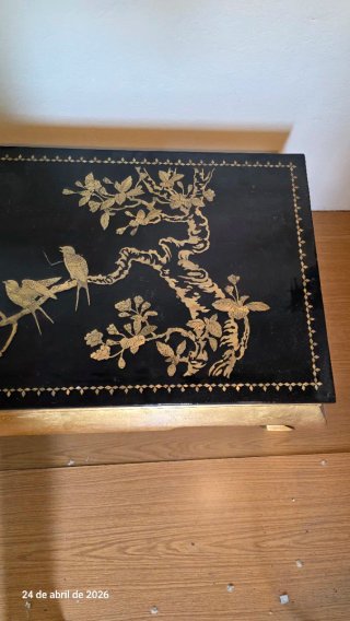 Mesa oriental lavada y nacar