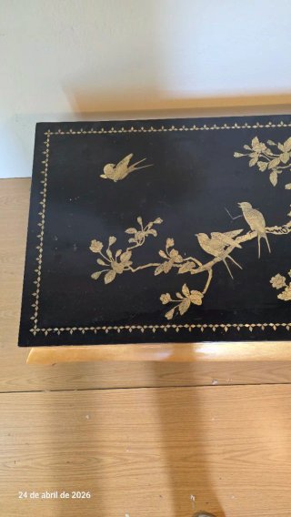 Mesa oriental lavada y nacar