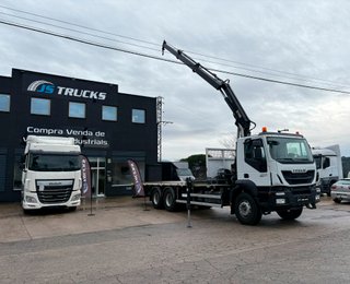 Camion grua Iveco Eurotrakker 360EEV 2013