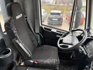 Camion grua Iveco Eurotrakker 360EEV 2013