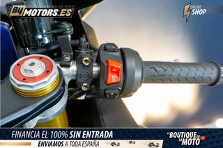APRILIA RSV4 **POCOS KM**LINEA AKRAPOVIC**CARBONO**