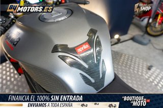 APRILIA RSV4 **POCOS KM**LINEA AKRAPOVIC**CARBONO**