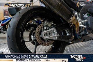 APRILIA RSV4 **POCOS KM**LINEA AKRAPOVIC**CARBONO**