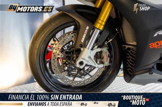 APRILIA RSV4 **POCOS KM**LINEA AKRAPOVIC**CARBONO**