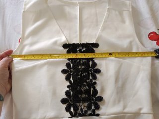 Vestido blanco con encaje negro Talla M-L