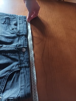 Shorts neri effetto rovinato tg. 40