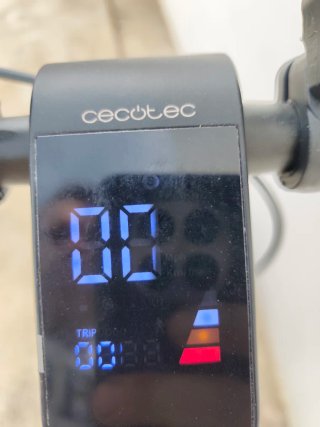 Patinete Eléctrico Cecotec Bongo