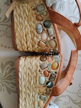 Sandalias cuña Alma en Pena beige/terracota
