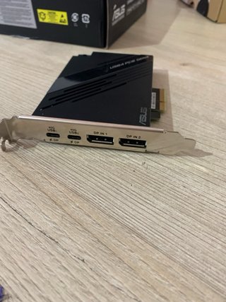 Tarjeta Expansión ASUS USB4 PCIe Gen4