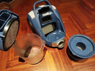 Aspiradora Rowenta Compact Power