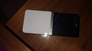 Samsung Z Flip 5