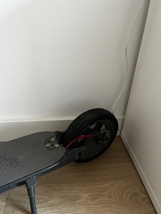 Patinete Eléctrico (Motor Estropeado)