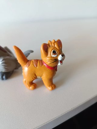 Oliver y Dodger Bully Germany Disney Vintage PVC