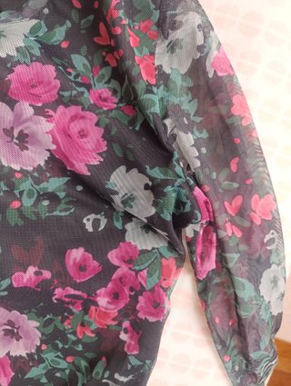 Vestido negro floral