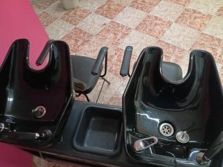 Lavacabezas y silla de peluquería