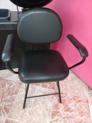 Lavacabezas y silla de peluquería