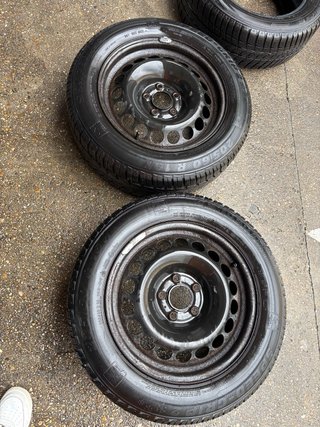 Neumático +LLANTA M+S audi 205 60 R16