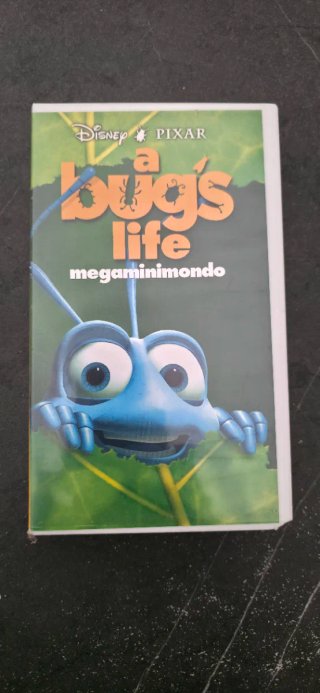 VHS A Bug's Life - Disney Pixar