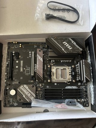 MSI B650 GAMING PLUS WIFI Placa Base