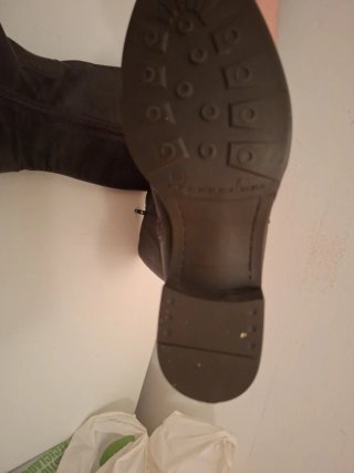 Botas de cuero marrones con hebillas