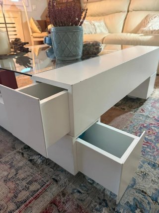 Mesa de centro de cristal y madera