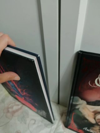 Lote libros Edelvives. La Sirenita. Carmilla.
