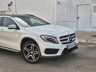 Mercedes-Benz GLA 220d AMG 4Matik Panorámico