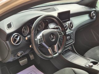 Mercedes-Benz GLA 220d AMG 4Matik Panorámico