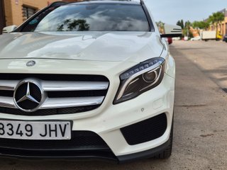 Mercedes-Benz GLA 220d AMG 4Matik Panorámico