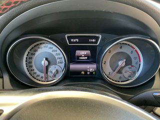 Mercedes-Benz GLA 220d AMG 4Matik Panorámico