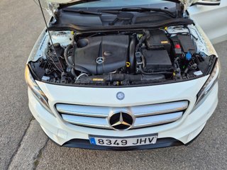 Mercedes-Benz GLA 220d AMG 4Matik Panorámico