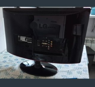 Monitor LG FLATRON M227WD 22"