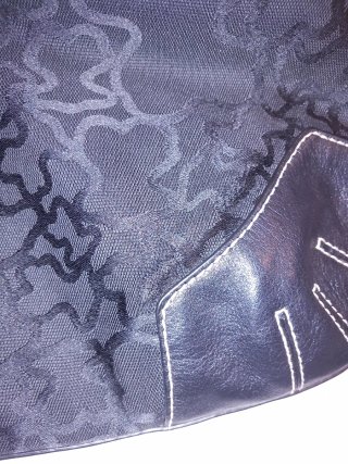 Bolso Tous Negro Mano y Hombro